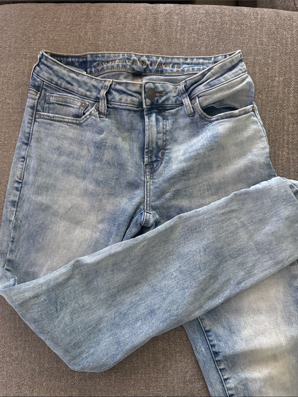 American Eagle Outfitters Light Wash Skinny Jeans - Pale Blue
